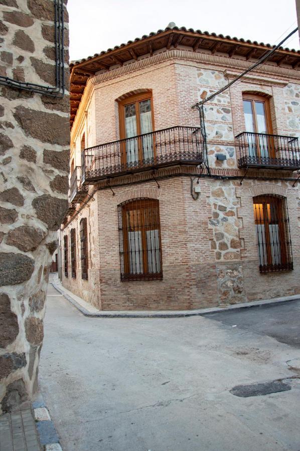 La Casa Del Medico Hosteria Rural Urda Exterior photo